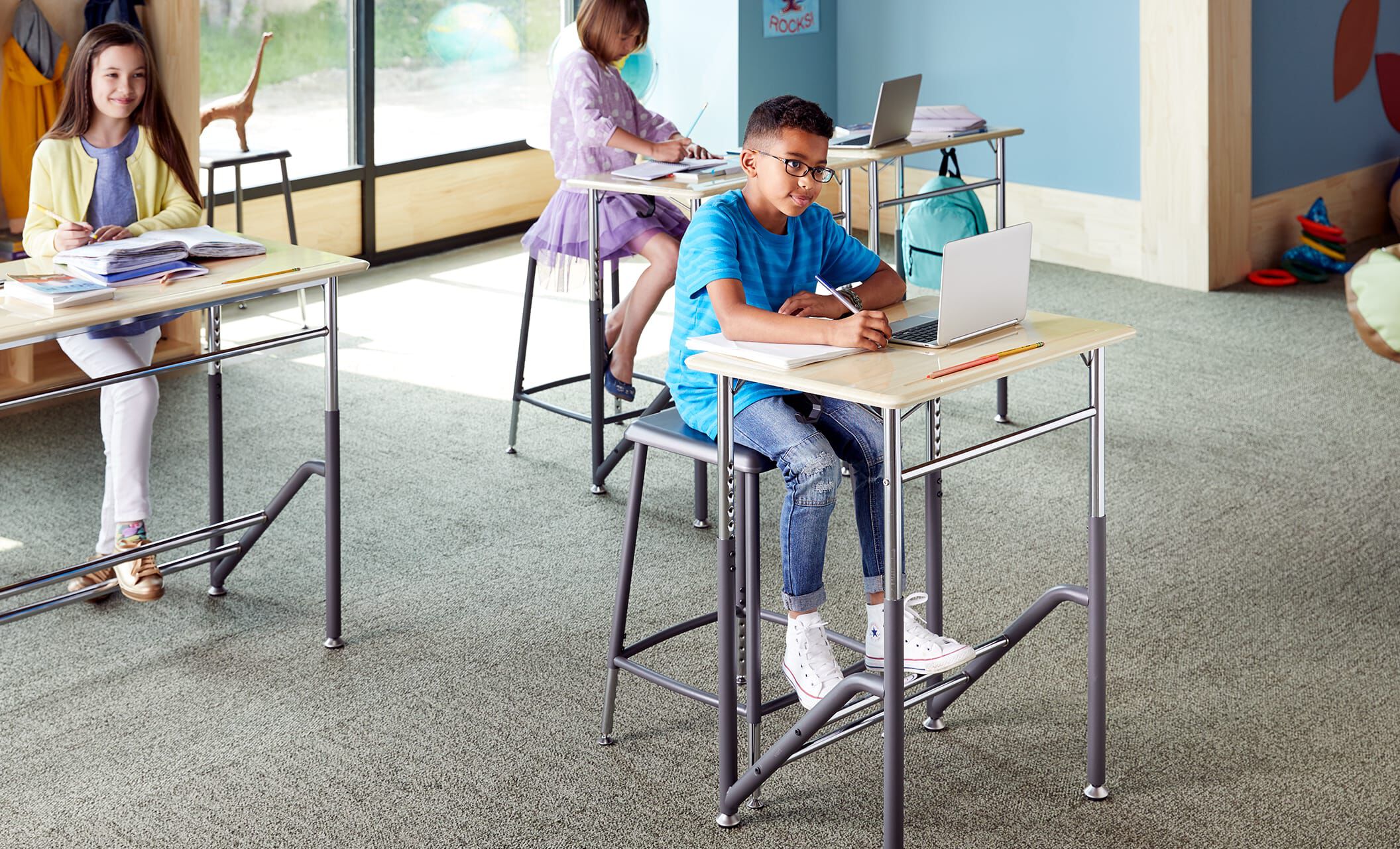 Standing School Desk K5 Student Standing Desk Vari®